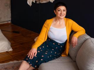 Fișa detaliată a EmilyLlove