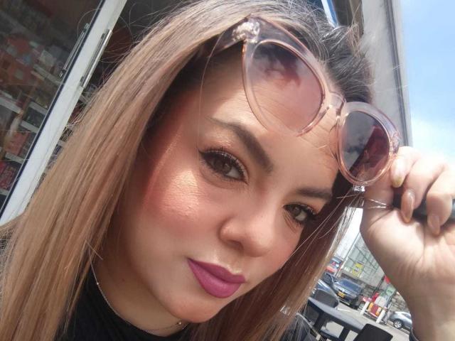 AvaMia - Live porn &amp; sex cam - 29350343