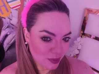 См. подробные сведения о модели AvaMia