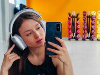 См. подробные сведения о модели VioletaNova