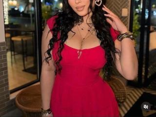 См. подробные сведения о модели QueenValentina-hot