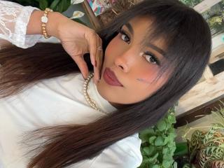 Ver la ficha detallada de LexieBloom