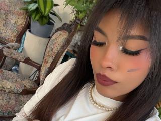 Fișa detaliată a LexieBloom