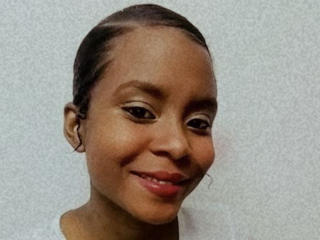 Ver la ficha detallada de ClareJade