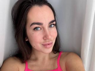 Fișa detaliată a AraiaSheri