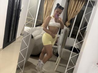 Fișa detaliată a HikariChloe