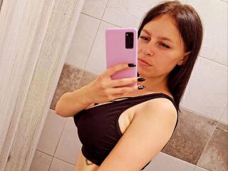 Fișa detaliată a EmmaNoa