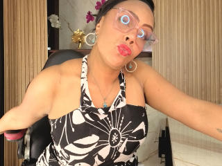 Fișa detaliată a AmberNixxy