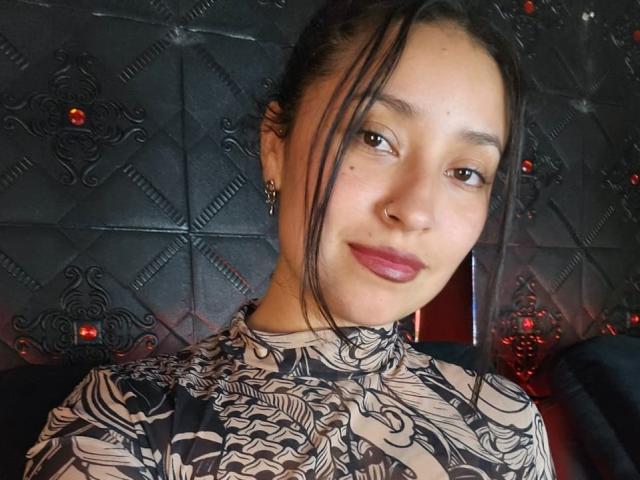 CarmilleZlata - Live porn &amp; sex cam - 29359907