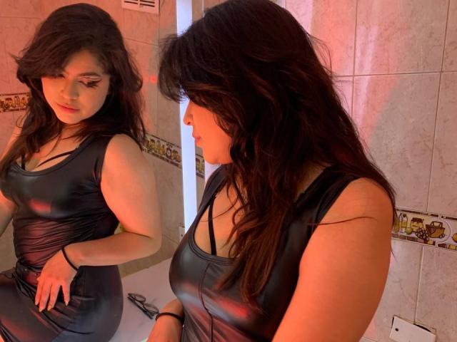 VioletteBlake - Live sexe cam - 29362220