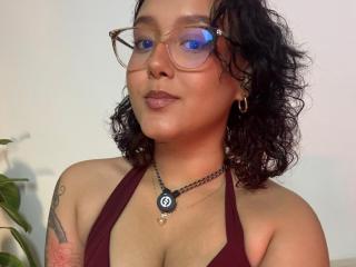 Fișa detaliată a SophiaBrowm