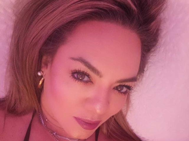 AvaMia - Live porn &amp; sex cam - 29362889