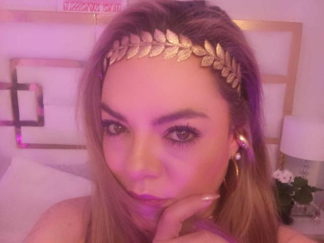 AvaMia - Live porn &amp; sex cam - 29362952