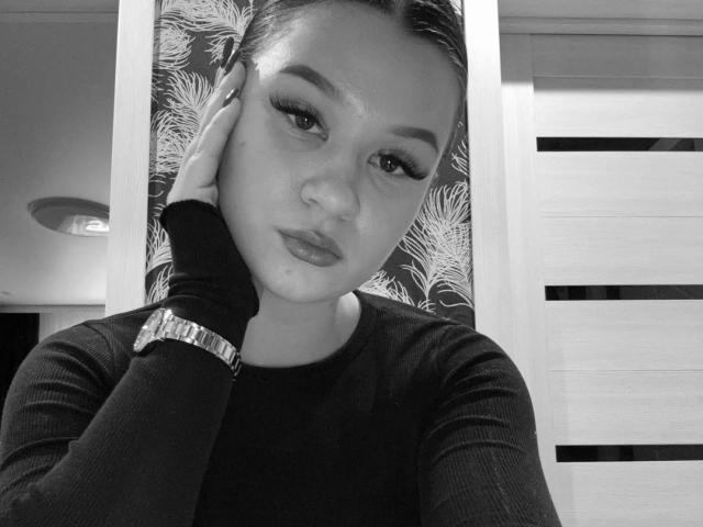 SaraJerome - Live porn &amp; sex cam - 29367710