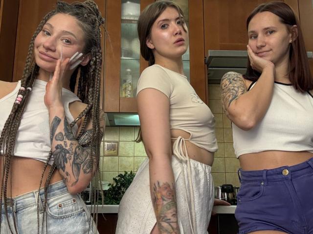 HotCaramelsTrio - Live porn &amp; sex cam - 29368745