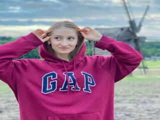 Ver la ficha detallada de GwynBartell