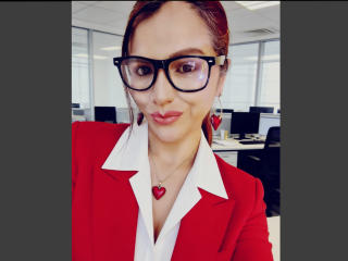 Δείτε την λεπτομερή καρτέλα του CameronViviane