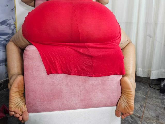 NaomyHott69 - Live sex cam - 29372687