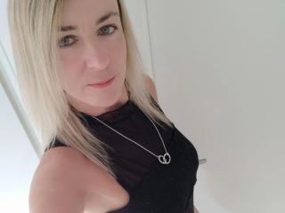 Ver la ficha detallada de LissLonglegs-hot