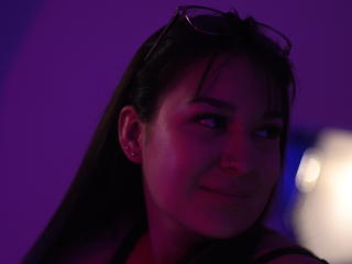 Δείτε την λεπτομερή καρτέλα του LunaColliins