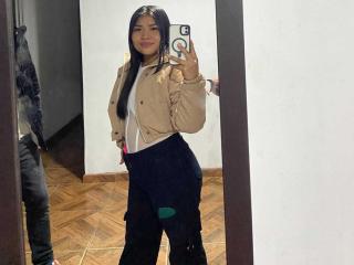 Ver la ficha detallada de JenniDamian