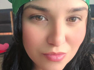 Δείτε την λεπτομερή καρτέλα του VivianaThomson