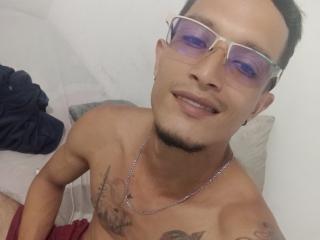 Ver la ficha detallada de AlejoyMaria