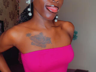 Δείτε την λεπτομερή καρτέλα του KharlaQueen