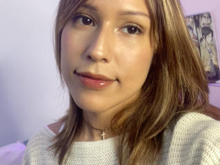 Ver la ficha detallada de KiaraHernandezX