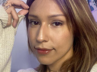 Ver la ficha detallada de KiaraHernandezX