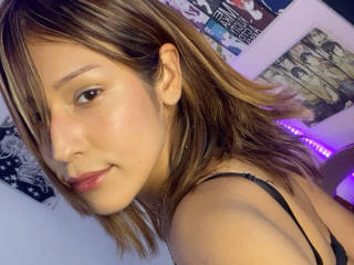 Ver la ficha detallada de KiaraHernandezX