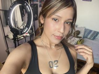 Ver la ficha detallada de KiaraHernandezX