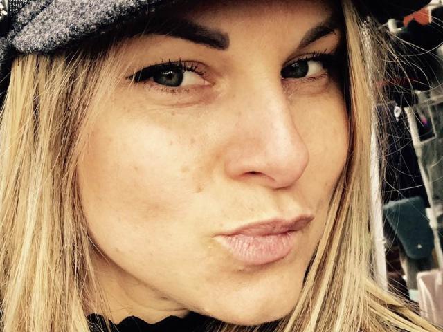 BelleLisaG - Sexe cam en vivo - 29378219