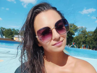 Ver la ficha detallada de Karin4Fun-hot