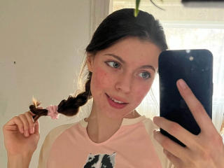 Δείτε την λεπτομερή καρτέλα του JennellMatacale