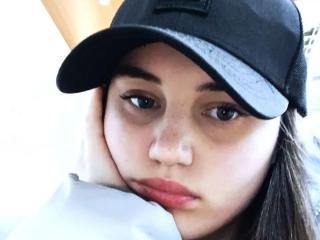 Δείτε την λεπτομερή καρτέλα του AlysiaFinkelstein