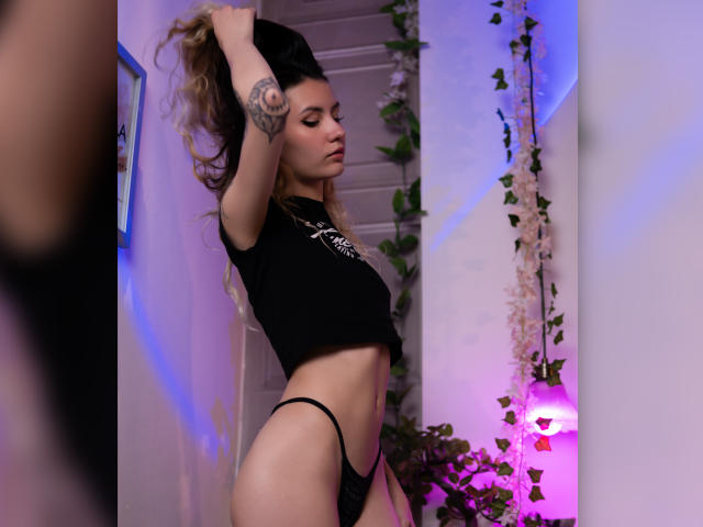 LilaLaurent - Live porn &amp; sex cam - 29384078