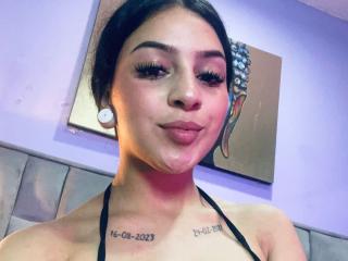 LonxEva's Model Profile