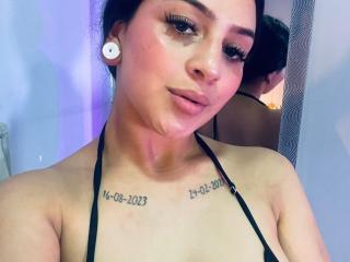 LonxEva's Model Profile