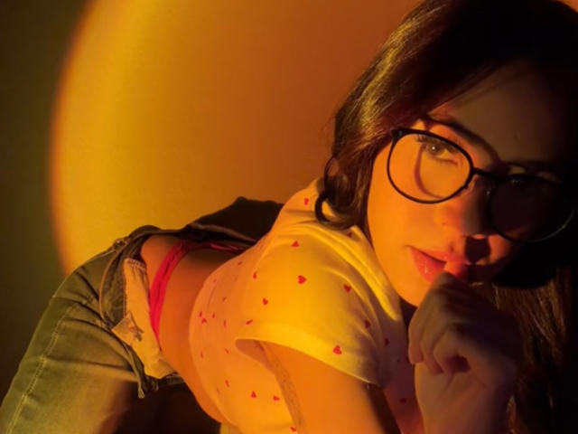 Yuliannyw - сексуальная веб-камера в реальном времени - 29388179