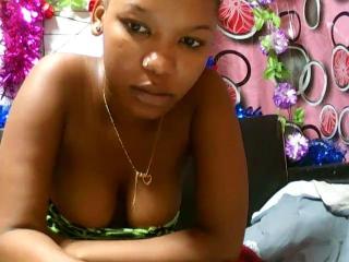 RinaXoxo's Model Profile