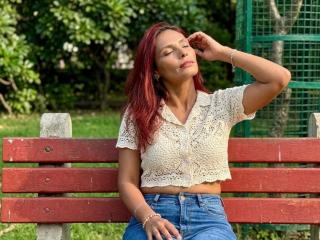 RoxaneMoore's Model Profile