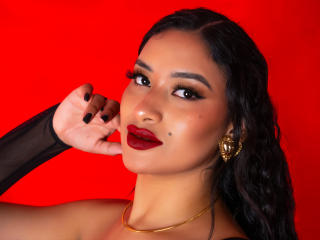 AdalinaVera's Model Profile