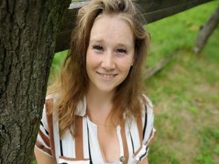 JojoKiss-hot's Model Profile