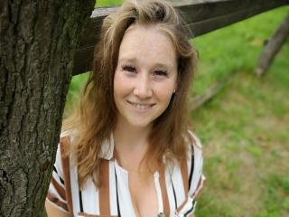 JojoKiss-hot's Model Profile