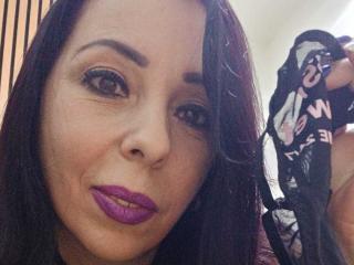 Ver la ficha detallada de LauraSin