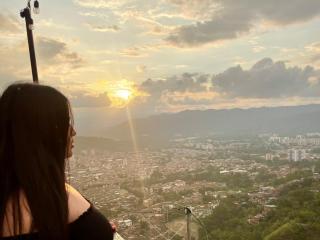 AnnyBentleii's Model Profile