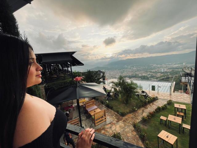 AnnyBentleii - Live porn &amp; sex cam - 29391587