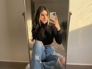 KatieDesirX's Model Profile