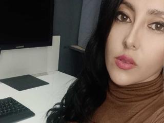 ScarlettSwitch's Model Profile